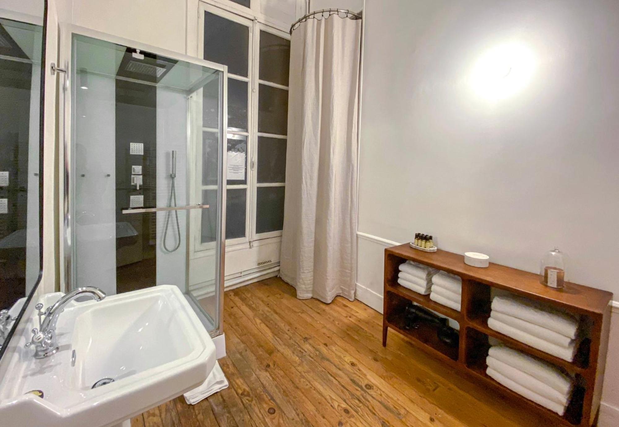 شقة Habitat Parisien - 2Br-1Ba - Opera Palais Royal المظهر الخارجي الصورة
