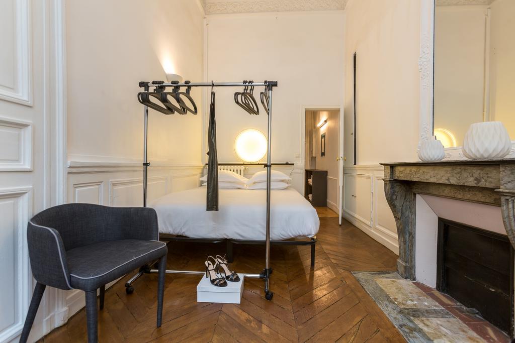 شقة Habitat Parisien - 2Br-1Ba - Opera Palais Royal المظهر الخارجي الصورة